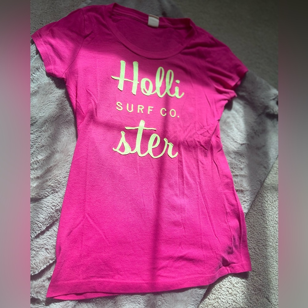 Hollister T-Shirt